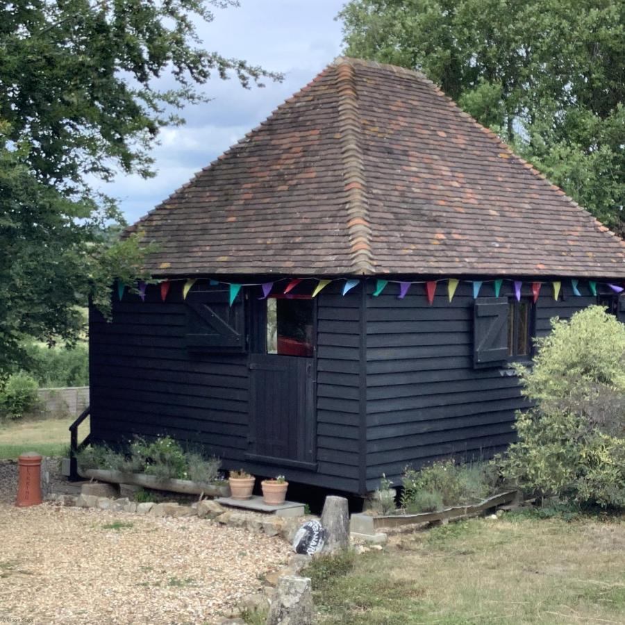 The Granary By Bloom Stays Canterbury Exterior photo